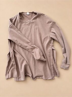 PinkBlush Maternity Taupe Hi-Low Side Slit Top Size Small